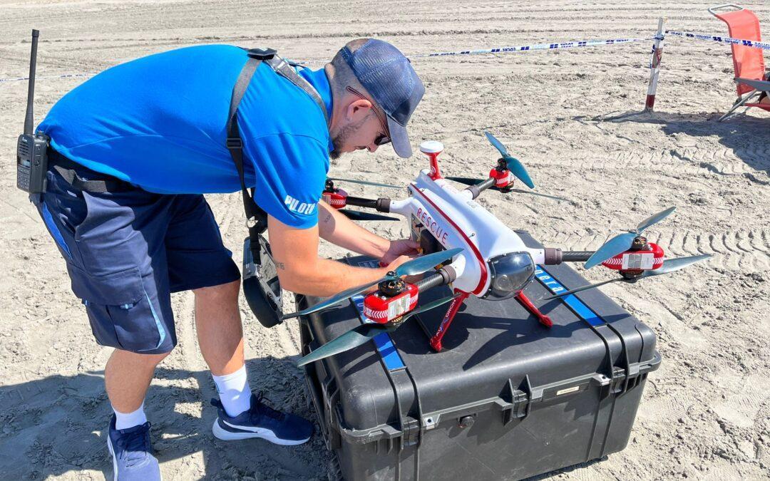 Santa Pola cuenta con dron para reforzar la vigilancia y el salvamento en las playas